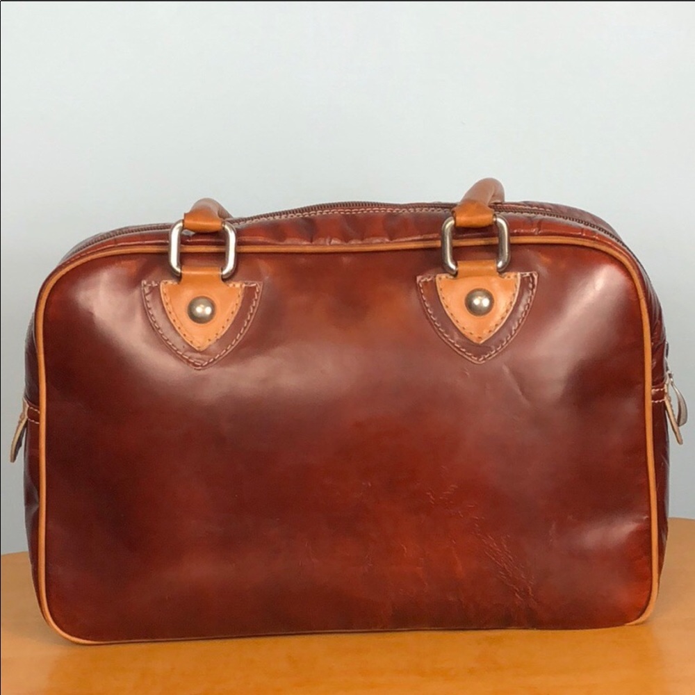 Lottusse 🦋 Stunning 2 Tone Leather Shoulder Bag - Picture 3 of 8
